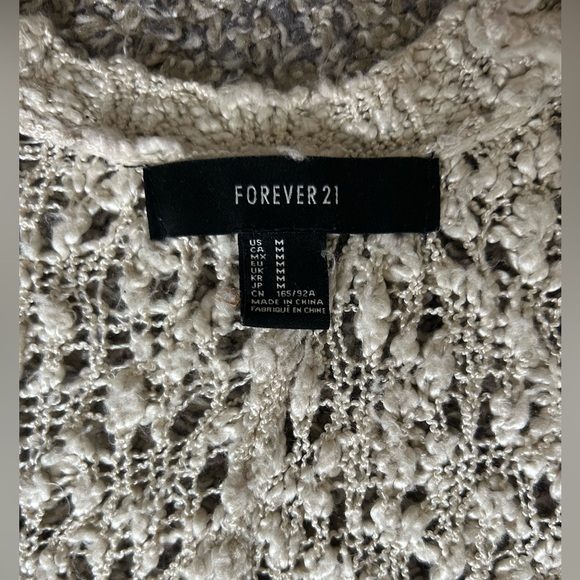 5/$25 Forever 21 oversizedd beige/gold open cardigan size medium - Picture 4 of 7